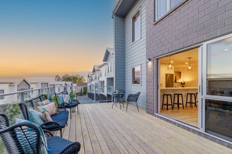 Photo of property in 1/19 Ruakiwi Road, Hamilton Lake, Hamilton, 3204