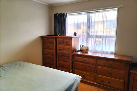 Photo of property in 1/47 Majesty Place, Half Moon Bay, Auckland, 2012
