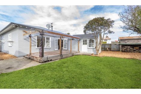 Photo of property in 1/43 Hay Street, Bromley, Christchurch, 8062