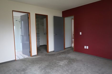 Photo of property in 62a Saint Johns Terrace, Tawa, Wellington, 5028