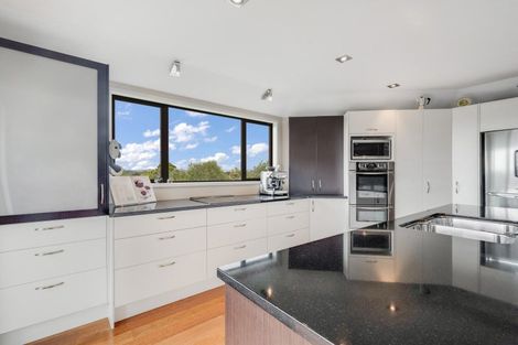 Photo of property in 21 Olena Avenue, Sunnyhills, Auckland, 2010