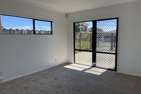 Photo of property in 3 Robina Court, Burswood, Auckland, 2013