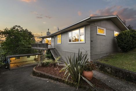 Photo of property in 121 Captain Scott Road, Glen Eden, Auckland, 0602