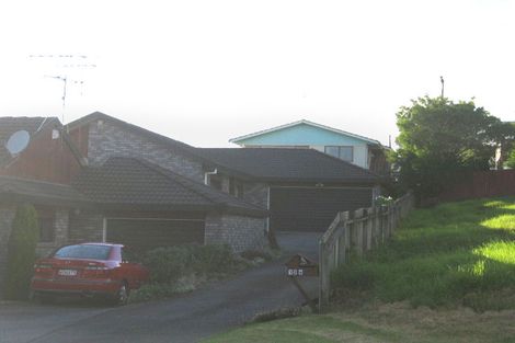 Photo of property in 1/12 Anne Road, Hillcrest, Auckland, 0627