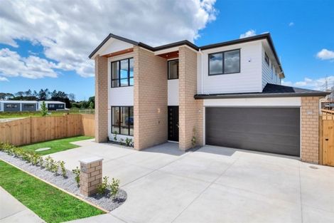 Photo of property in 1 Huahua Crescent, Papakura, 2110