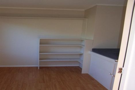Photo of property in 81 Sunderlands Road, Half Moon Bay, Auckland, 2012