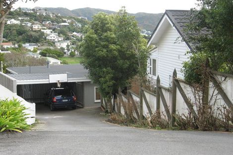 Photo of property in 12 Donald Crescent, Karori, Wellington, 6012