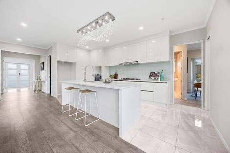 Photo of property in 8 Ballinabreen Road, Flat Bush, Auckland, 2019