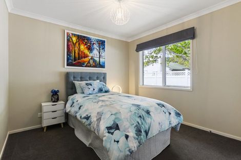 Photo of property in 2 Crabb Fields Lane, Riverhead, 0820