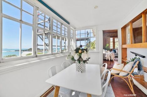 Photo of property in 4 Beach Street, Island Bay, Wellington, 6023