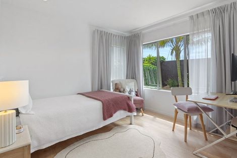 Photo of property in 3/14 Inga Road, Milford, Auckland, 0620