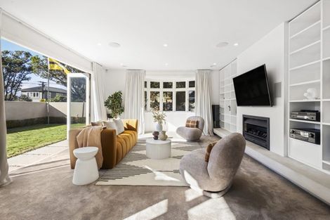 Photo of property in 18 Forres Street, Seatoun, Wellington, 6022