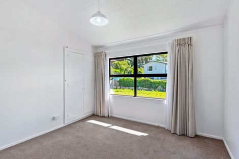 Photo of property in 30 Middleton Road, Johnsonville, Wellington, 6037