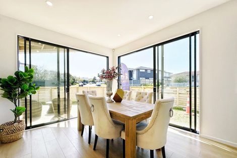 Photo of property in 2 Galsworthy Place, Bucklands Beach, Auckland, 2014