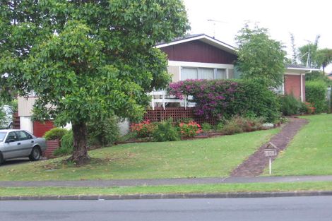 Photo of property in 65 Cascades Road, Pakuranga Heights, Auckland, 2010