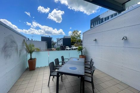 Photo of property in 8c Macaulay Street, Eden Terrace, Auckland, 1021