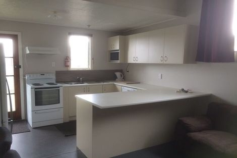 Photo of property in 27 Howe Street, North Dunedin, Dunedin, 9016