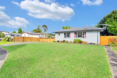 Photo of property in 11 South Pacific Place, Henderson, Auckland, 0612