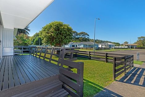 Photo of property in 42 Ida Road, Outer Kaiti, Gisborne, 4010