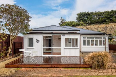 Photo of property in 23 Cranley Street, Musselburgh, Dunedin, 9013