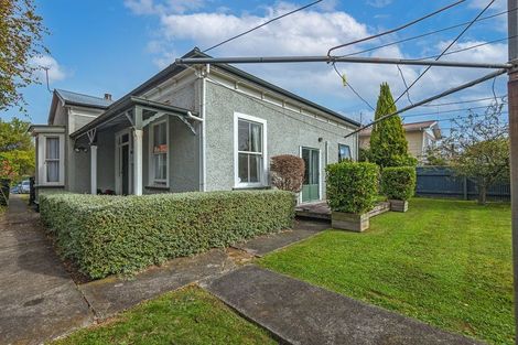 Photo of property in 14 Freyberg Street, Roslyn, Palmerston North, 4414
