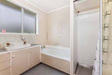 Photo of property in 18b Lidcombe Place, Avondale, Auckland, 1026
