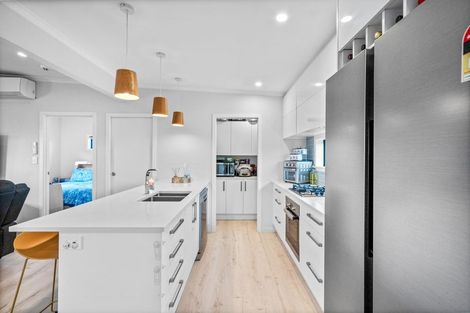 Photo of property in 92 Dominion Road, Papakura, 2110