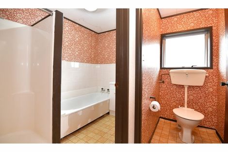 Photo of property in 2/54 Doment Crescent, Orewa, 0931