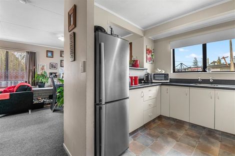 Photo of property in 9b Mount View Drive, Mangakakahi, Rotorua, 3015
