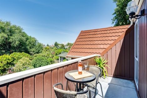 Photo of property in 18a Priestley Road, Bluff Hill, Napier, 4110