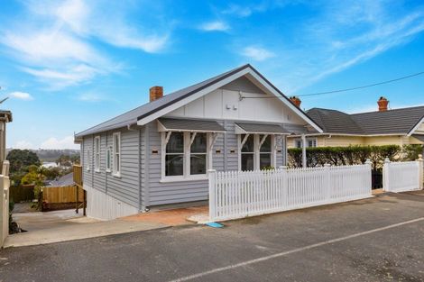 Photo of property in 94 Calliope Road, Stanley Point, Auckland, 0624