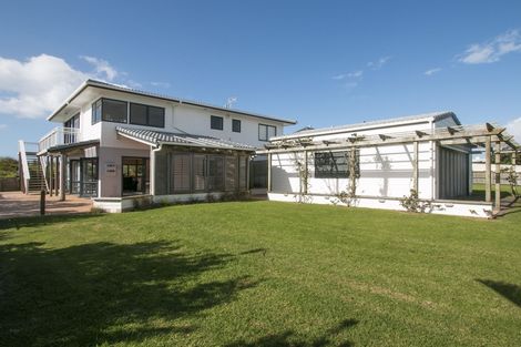 Photo of property in 51 Broadway Road, Waihi Beach, 3611