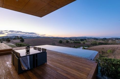 Photo of property in 525 Clevedon Kawakawa Road, Clevedon, 2585