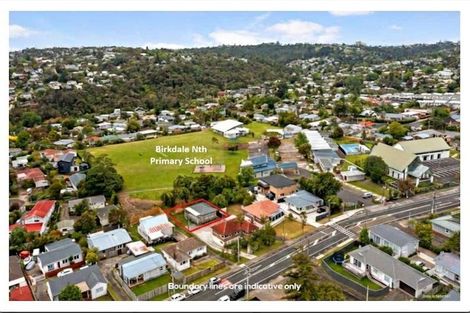Photo of property in 219a Birkdale Road, Birkdale, Auckland, 0626