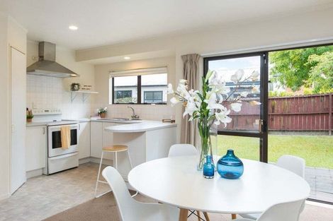 Photo of property in 1/111 Sturges Road, Henderson, Auckland, 0612