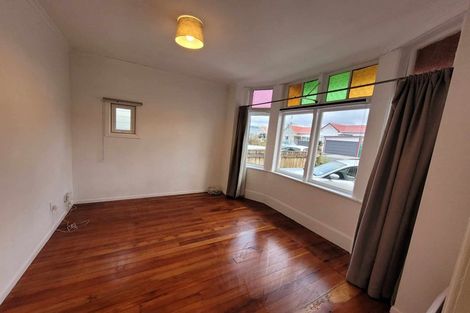 Photo of property in 1 High Street, Petone, Lower Hutt, 5012