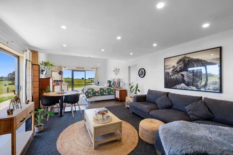 Photo of property in 401a Smart Road, Hillsborough, New Plymouth, 4372