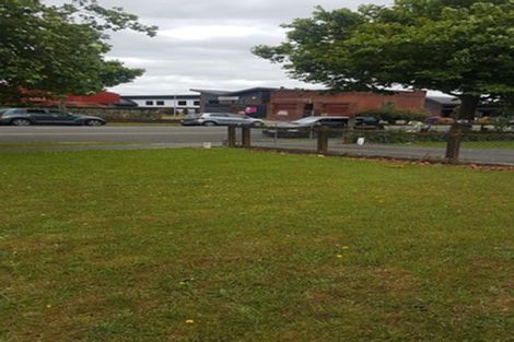 Photo of property in 614 Featherston Street, Roslyn, Palmerston North, 4414