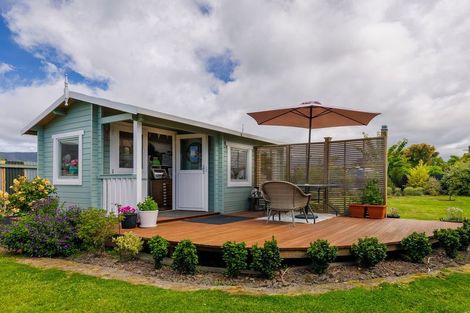 Photo of property in 6 Studholme Street, Waimate, 7924