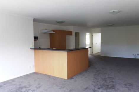 Photo of property in The Haven, 15/120 Beach Haven Road, Beach Haven, Auckland, 0626