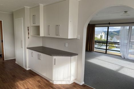 Photo of property in 9a Mossburn Grove, Kelson, Lower Hutt, 5010