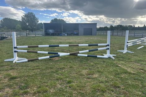 Photo of property in 241 Mangaroa Road, Bridge Pa, Hastings, 4174