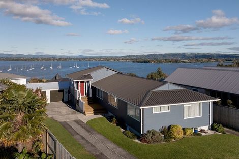 Photo of property in 35 Coppelia Avenue, Omokoroa, 3114