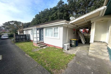 Photo of property in 2/16 Kaponga Crescent, New Lynn, Auckland, 0600