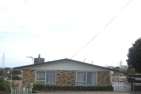 Photo of property in 15 Mount View Place, Spotswood, New Plymouth, 4310