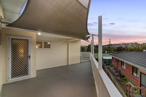 Photo of property in 220 Centreway Road, Orewa, 0931