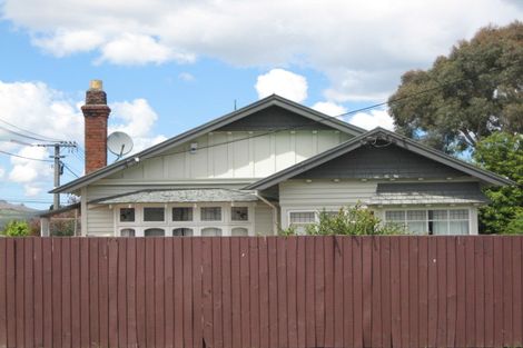 Photo of property in 2/24 North Avon Road, Richmond, Christchurch, 8013