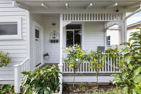 Photo of property in 89 Vigor Brown Street, Napier South, Napier, 4110