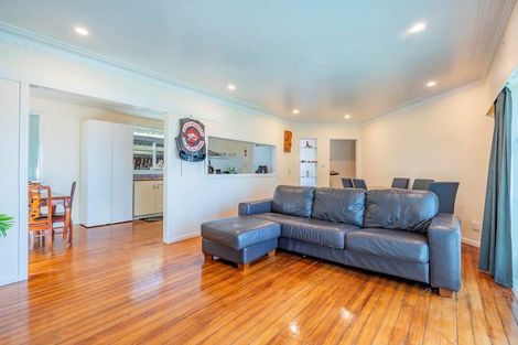 Photo of property in 438 Don Buck Road, Massey, Auckland, 0614