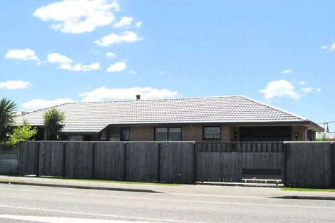 Photo of property in 166 Ohoka Road, Kaiapoi, 7630